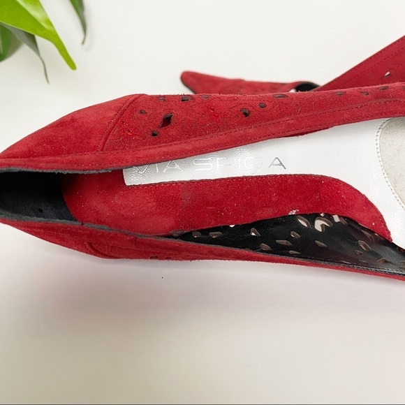 Via Spiga Red Perforated Suede Leather Pumps 5.5 - Picture 5 of 12